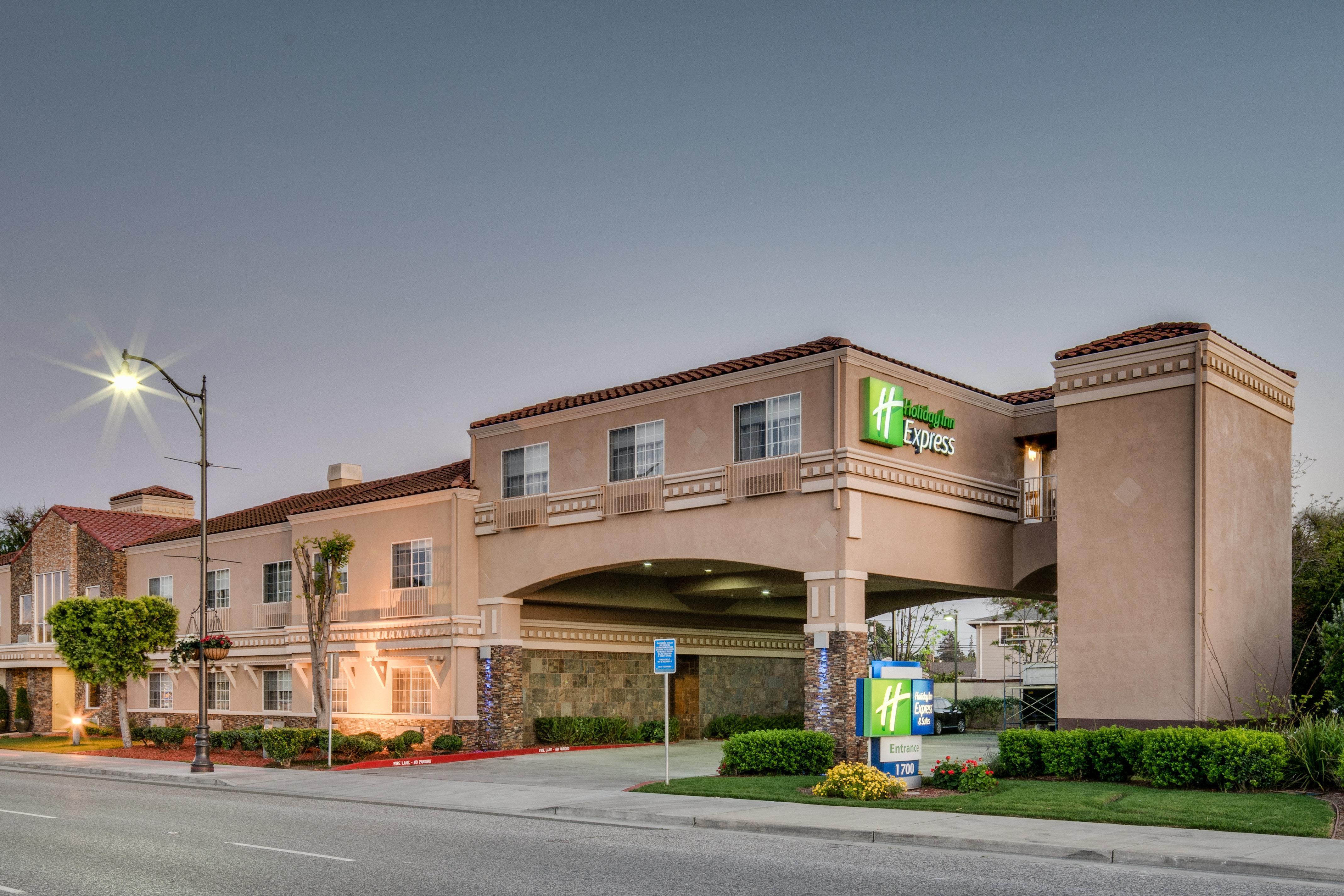 Holiday Inn Express & Suites Santa Clara By Ihg Dış mekan fotoğraf