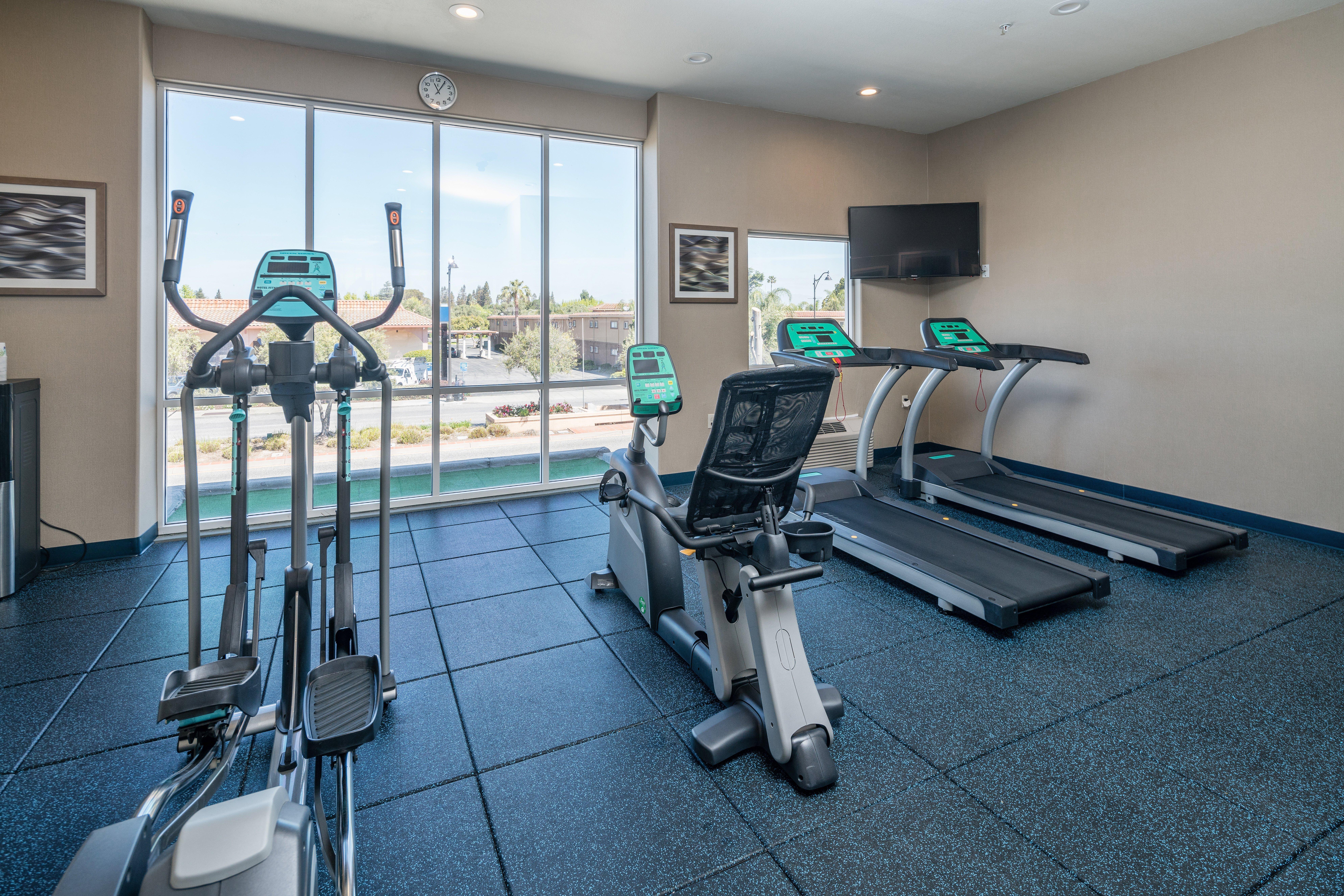 Holiday Inn Express & Suites Santa Clara By Ihg Dış mekan fotoğraf