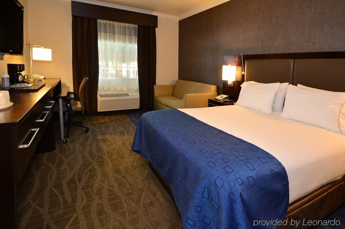 Holiday Inn Express & Suites Santa Clara By Ihg Oda fotoğraf